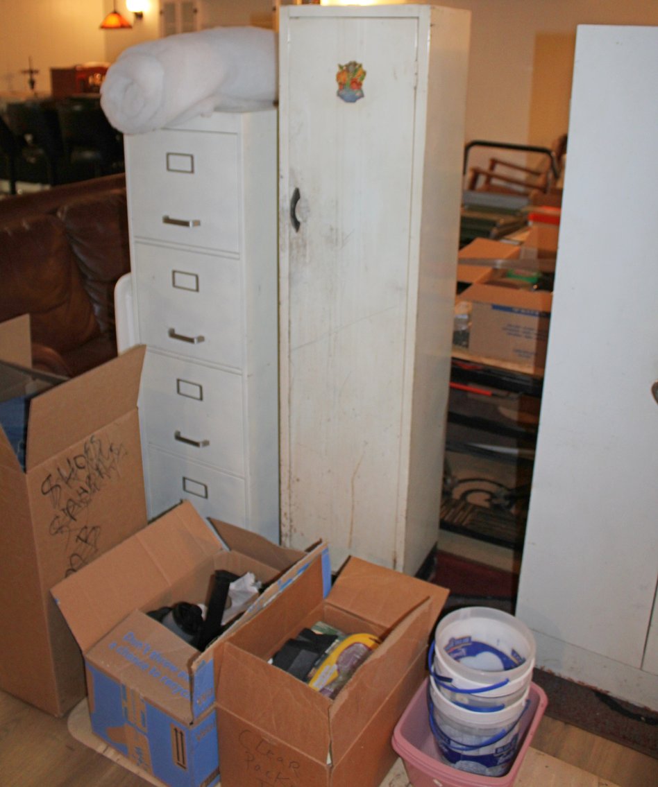 Image for LIVING ESTATE AUCTION