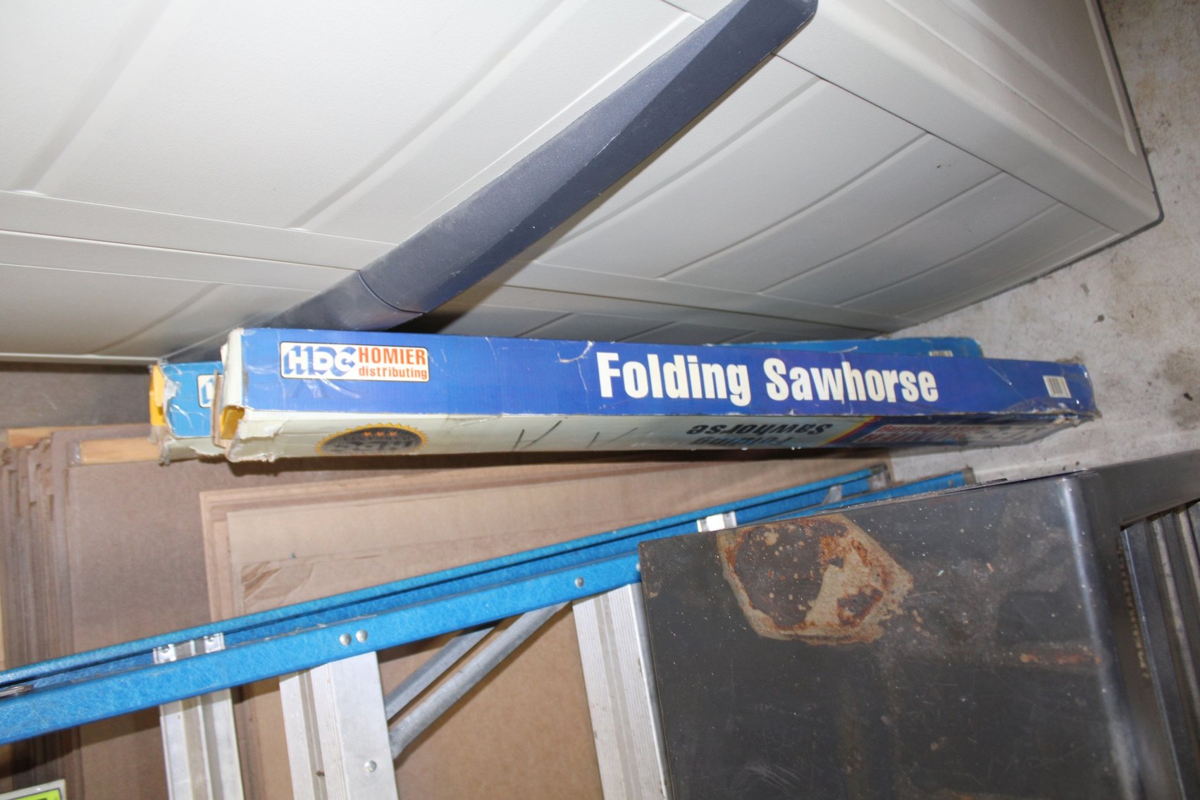 Image for LIVING ESTATE AUCTION