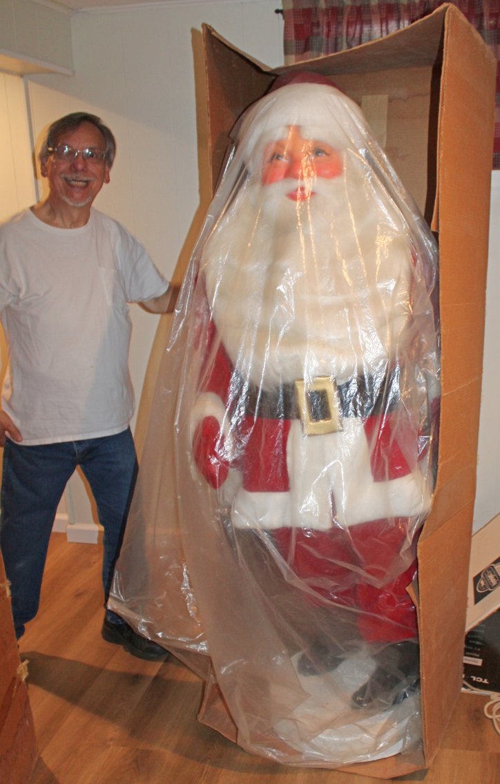 Image for LIVING ESTATE AUCTION