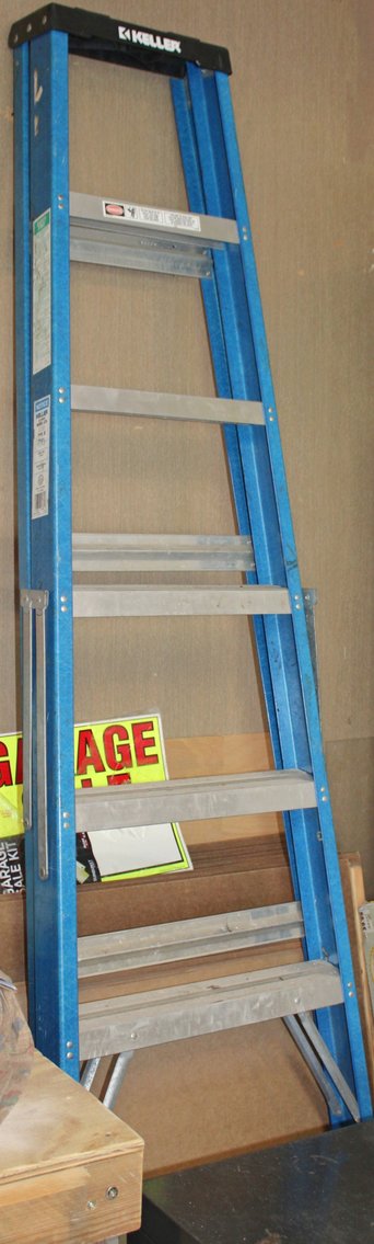 Image for LIVING ESTATE AUCTION