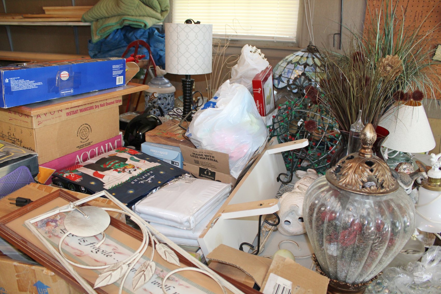 Image for LIVING ESTATE AUCTION