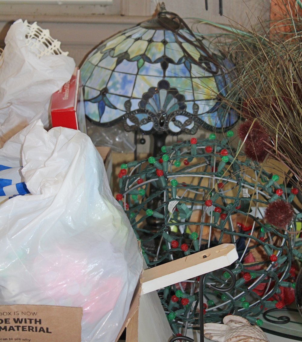 Image for LIVING ESTATE AUCTION