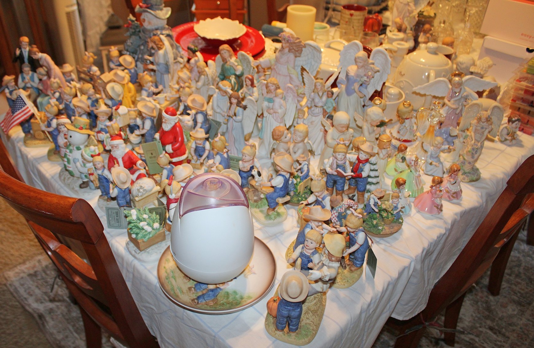 Image for LIVING ESTATE AUCTION