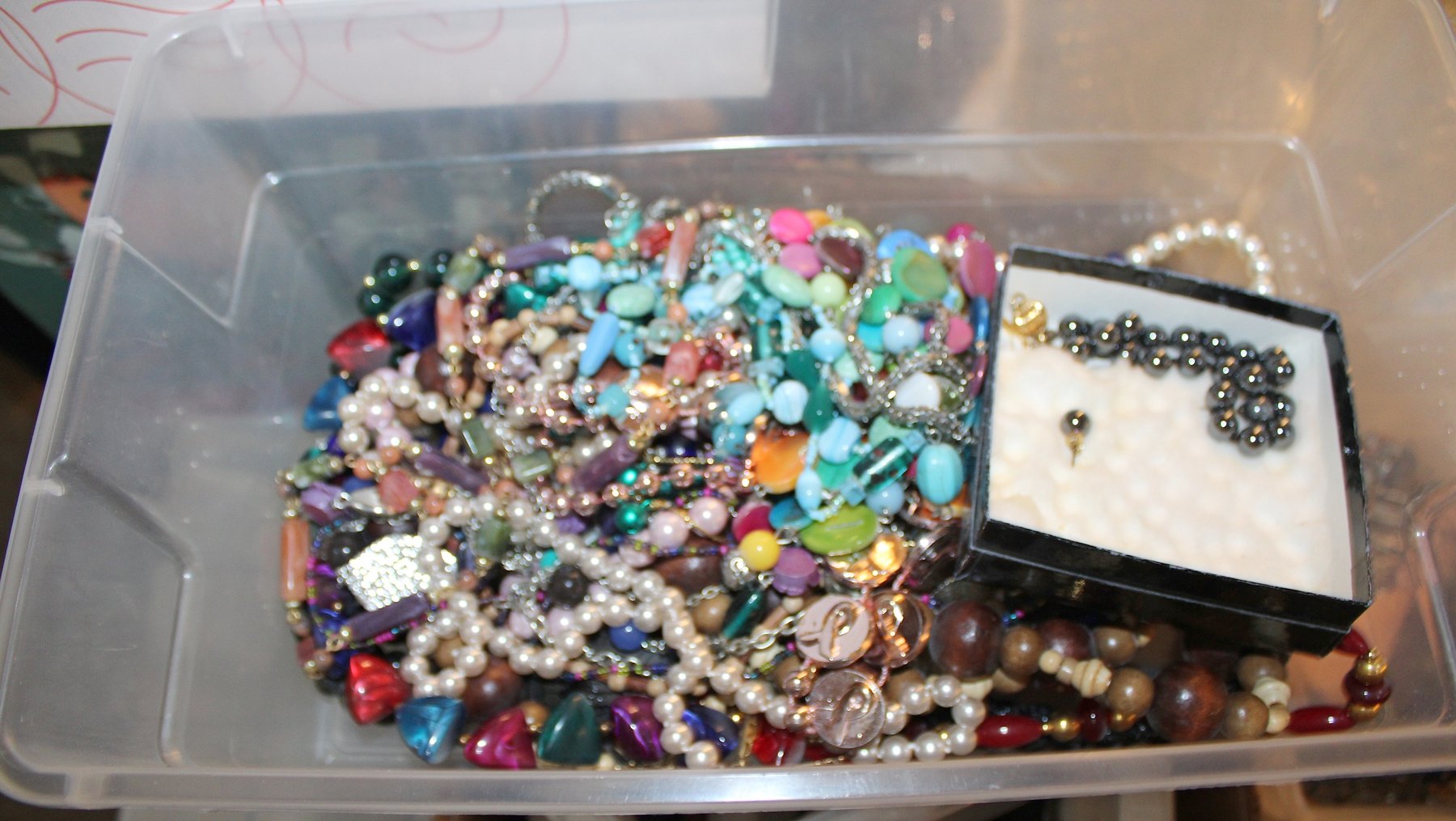 Image for LIVING ESTATE AUCTION