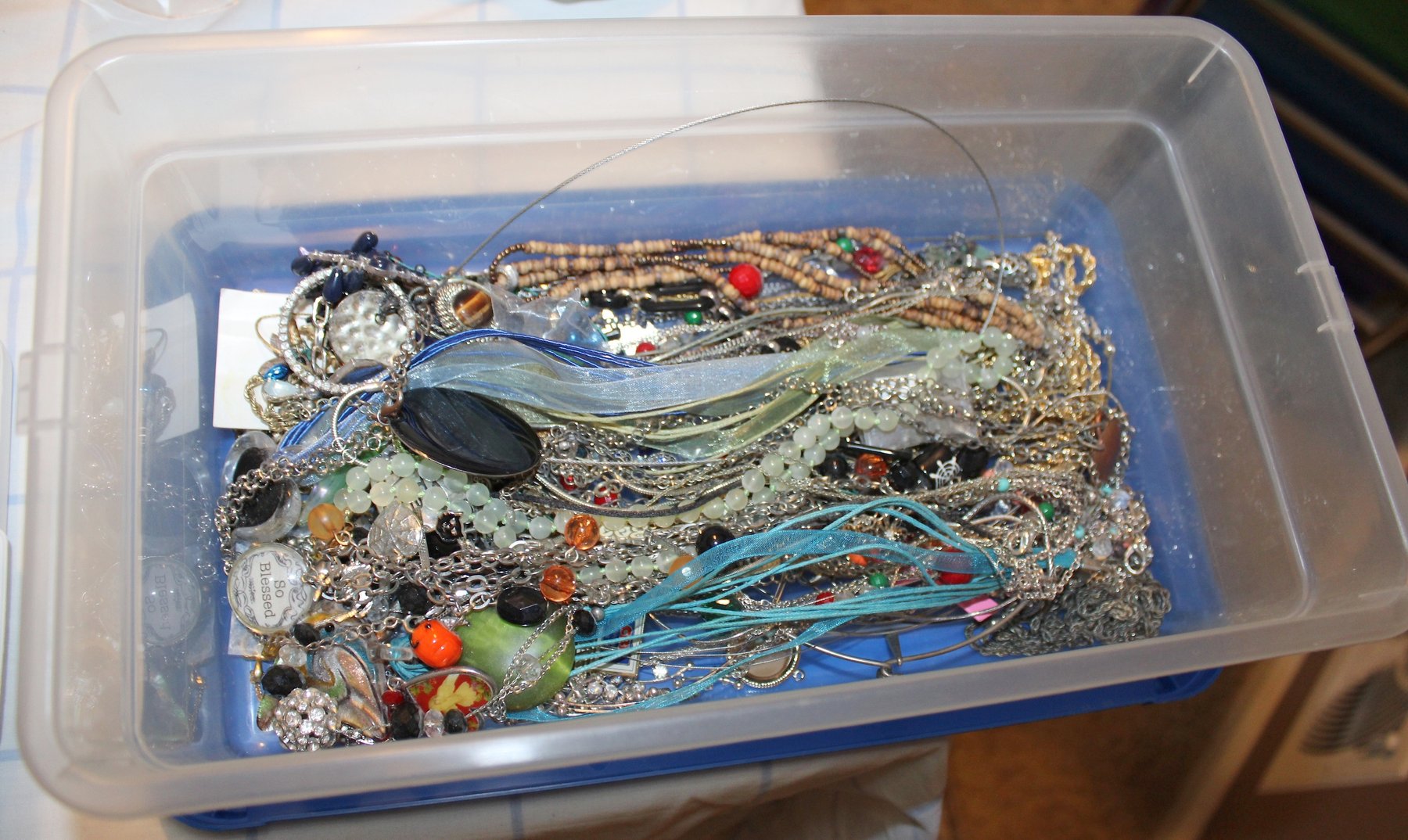 Image for LIVING ESTATE AUCTION