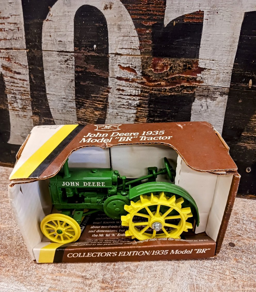 Image for INDOOR ANTIQUE ESTATE AUCTION