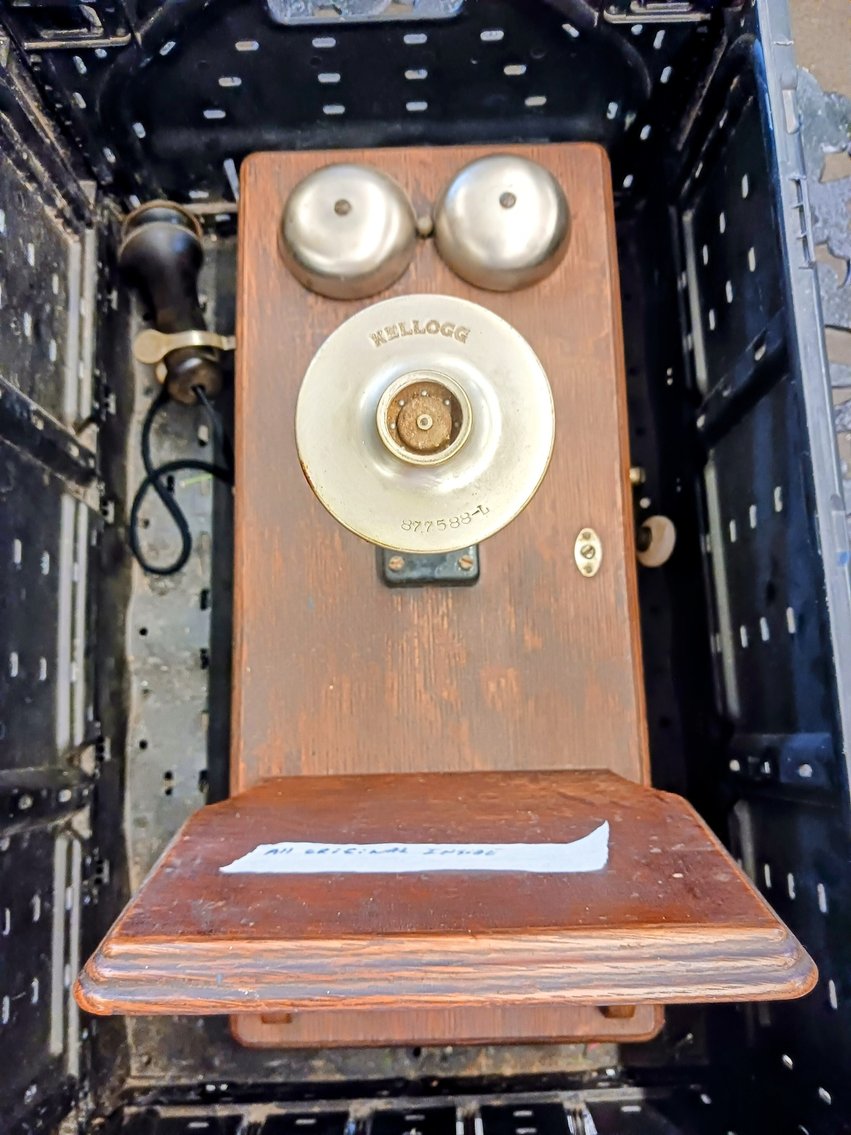 Image for INDOOR ANTIQUE ESTATE AUCTION