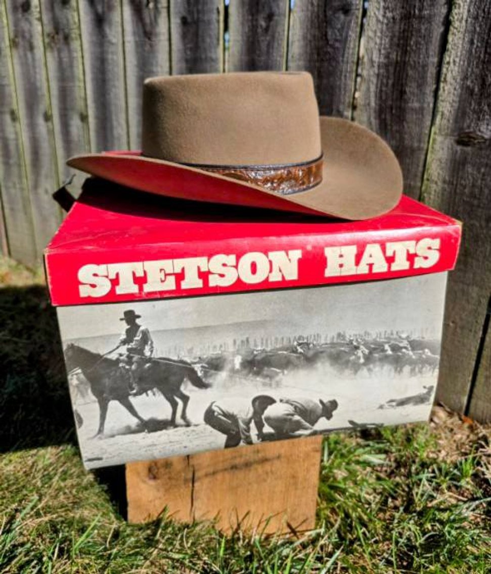 Image for INDOOR ANTIQUE ESTATE AUCTION