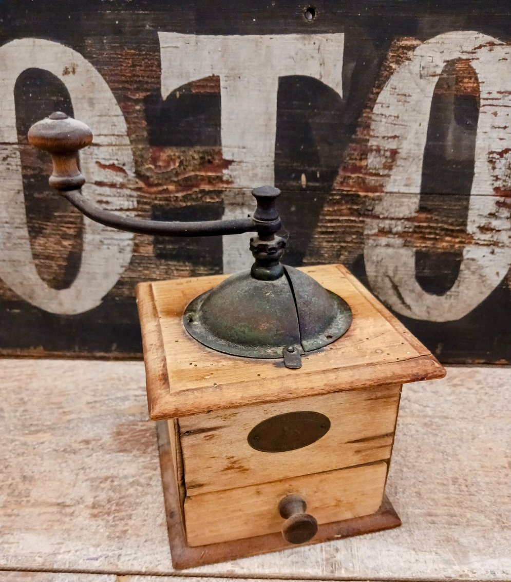 Image for INDOOR ANTIQUE ESTATE AUCTION