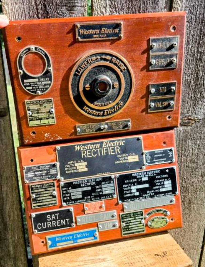 Image for INDOOR ANTIQUE ESTATE AUCTION