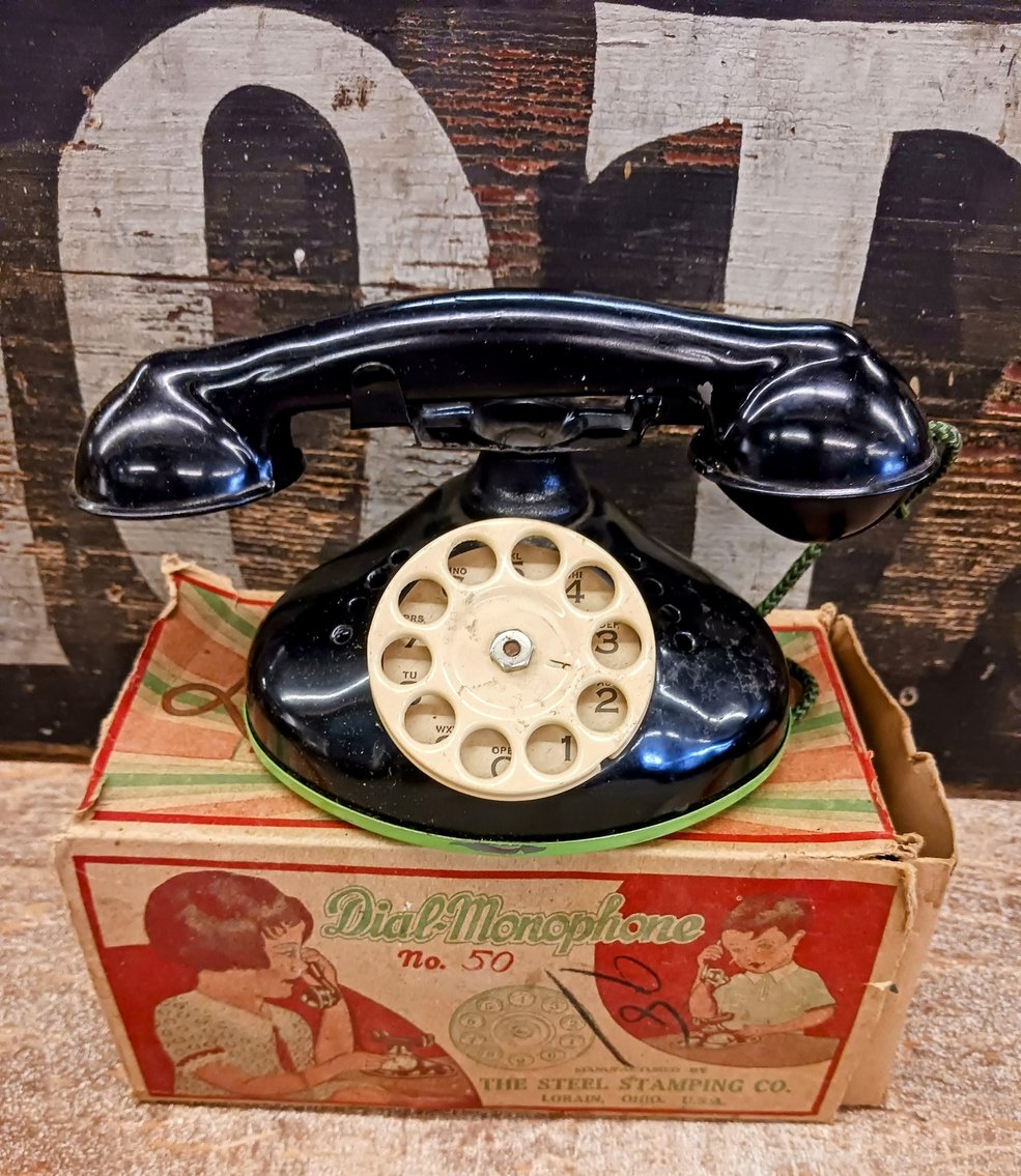 Image for INDOOR ANTIQUE ESTATE AUCTION