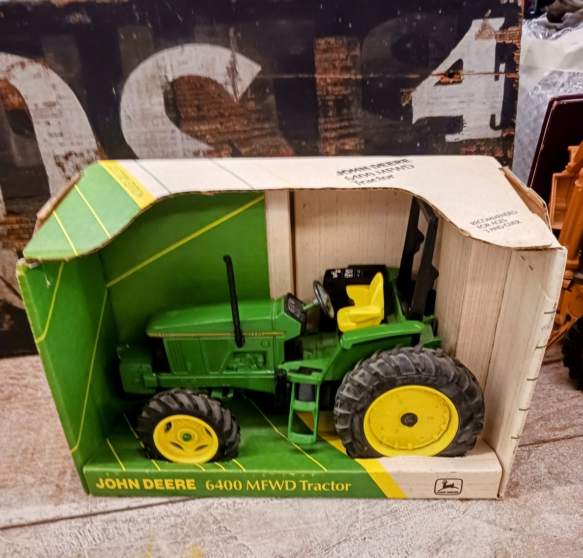 Image for INDOOR ANTIQUE ESTATE AUCTION