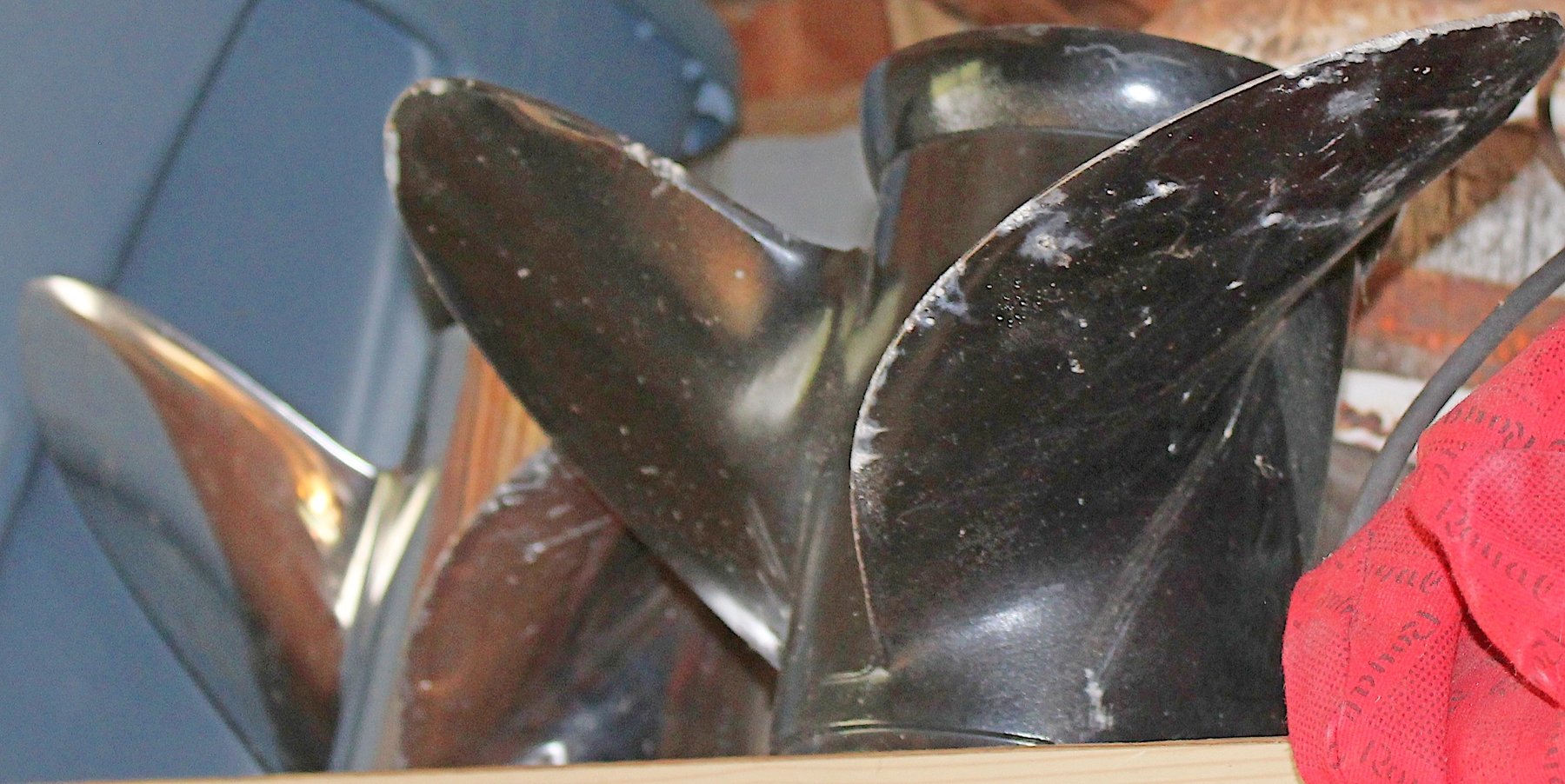 Image for LIVING ESTATE AUCTION