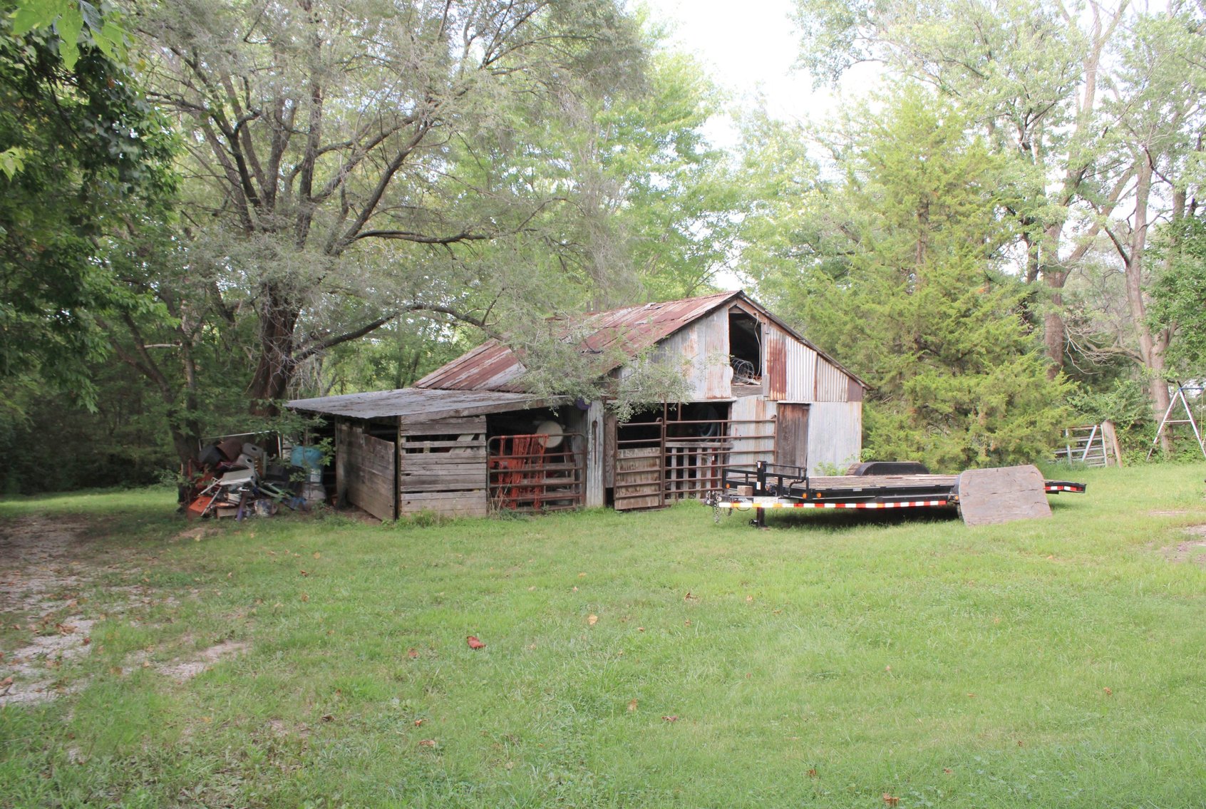 Image for REAL ESTATE & PERSONAL PROPERTY AUCTION