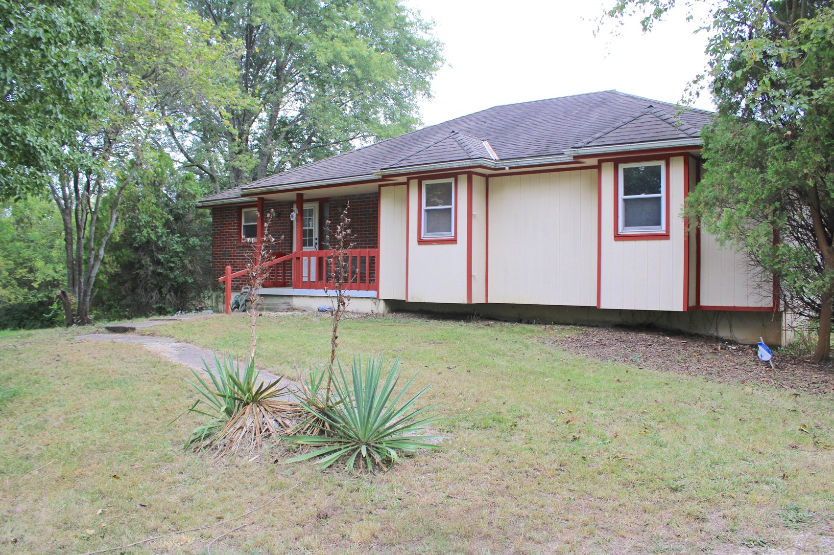 Image for REAL ESTATE & PERSONAL PROPERTY AUCTION