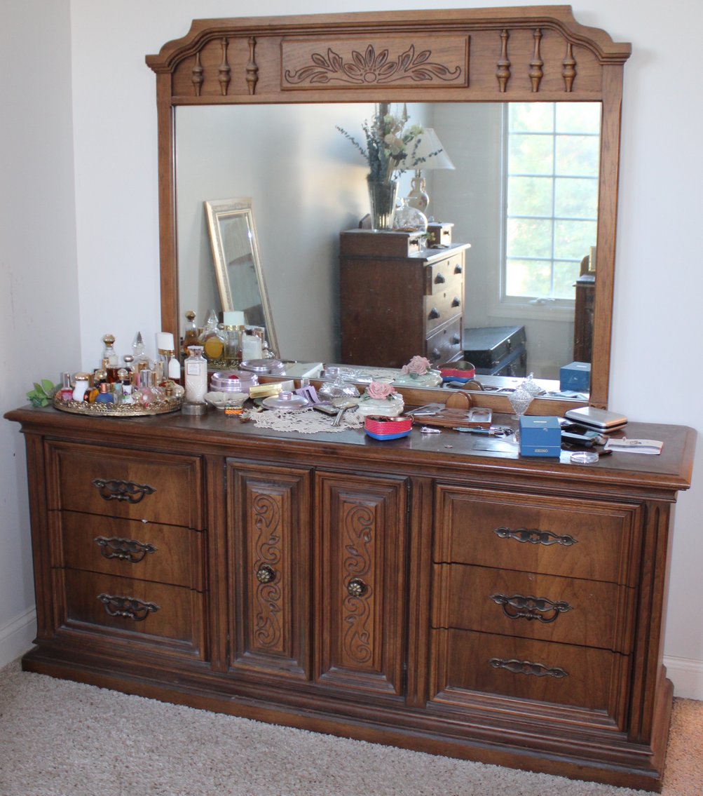 Image for ESTATE AUCTION