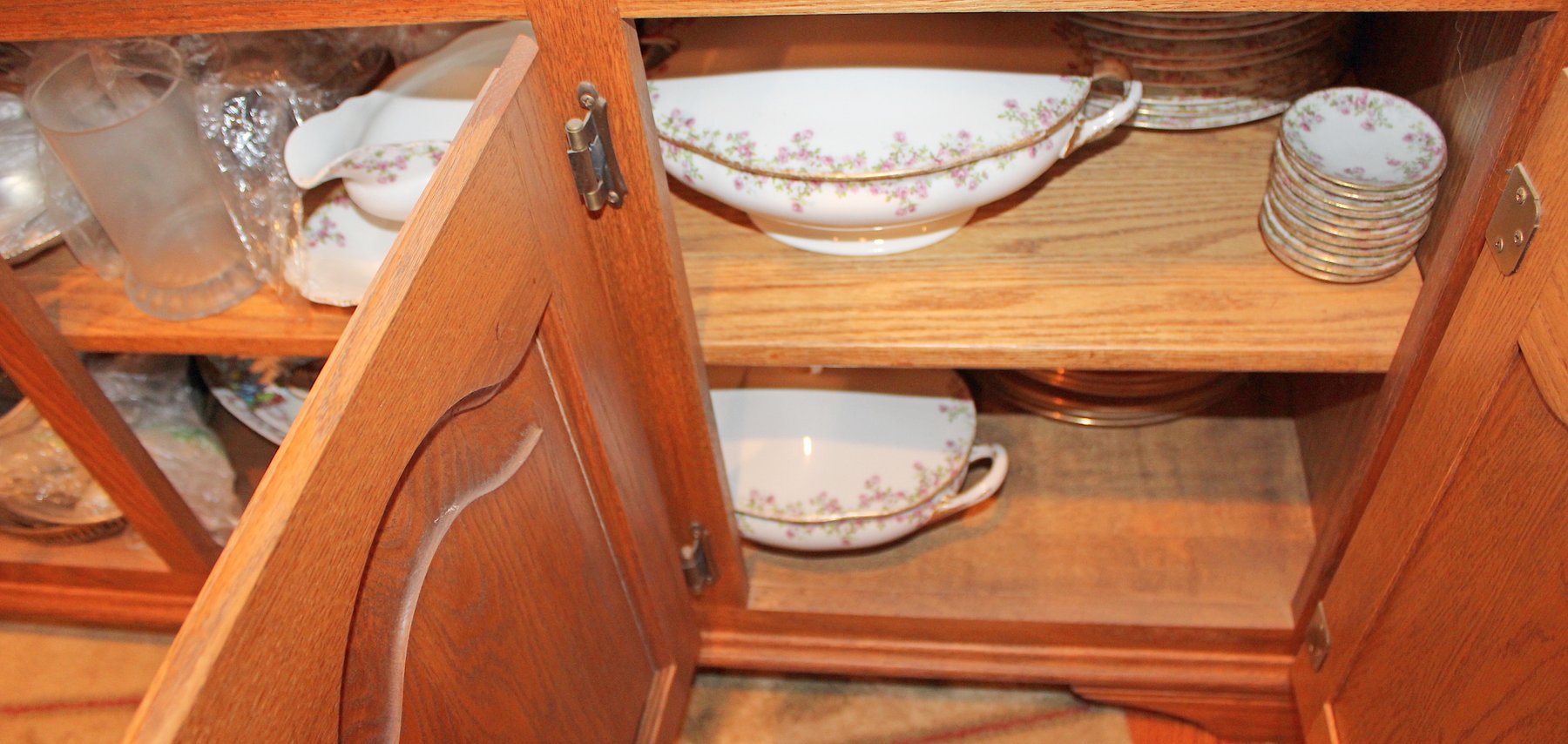 Image for ESTATE AUCTION