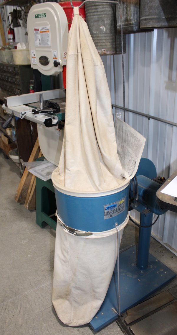 Image for FANTASTIC MOVING AUCTION