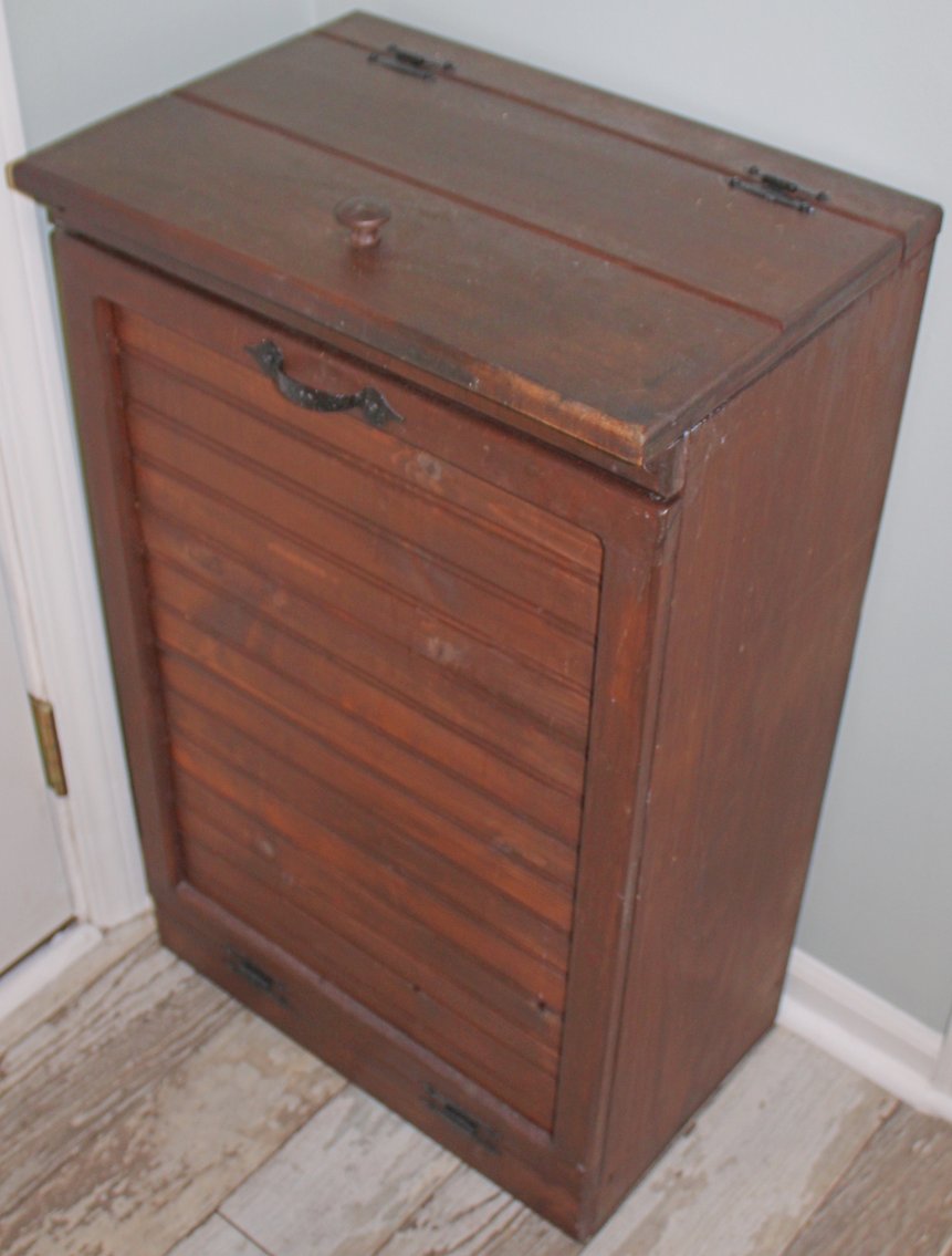 Image for FANTASTIC MOVING AUCTION