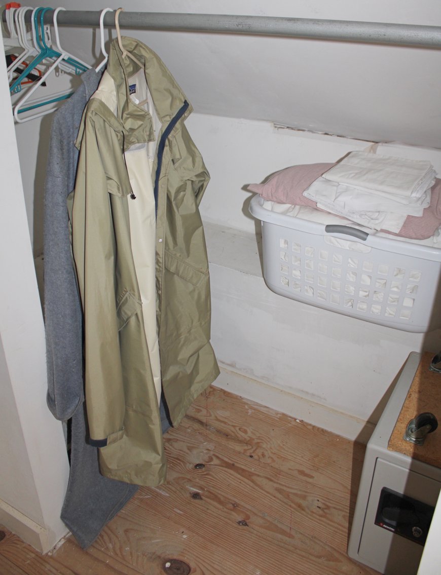 Image for ESTATE AUCTION