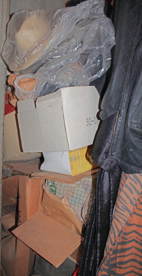 Image for PACKED VINTAGE TIME CAPSULE ESTATE AUCTION