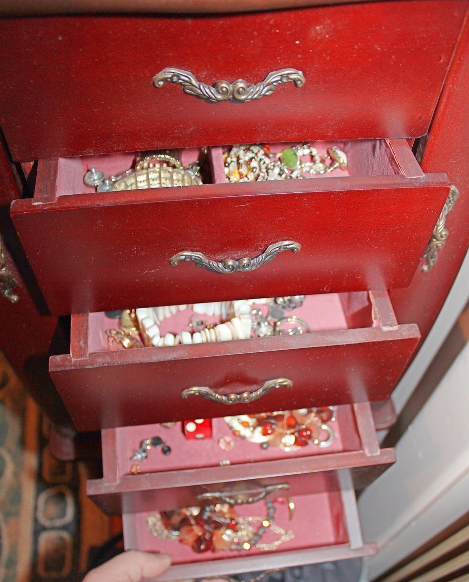 Image for ESTATE AUCTION