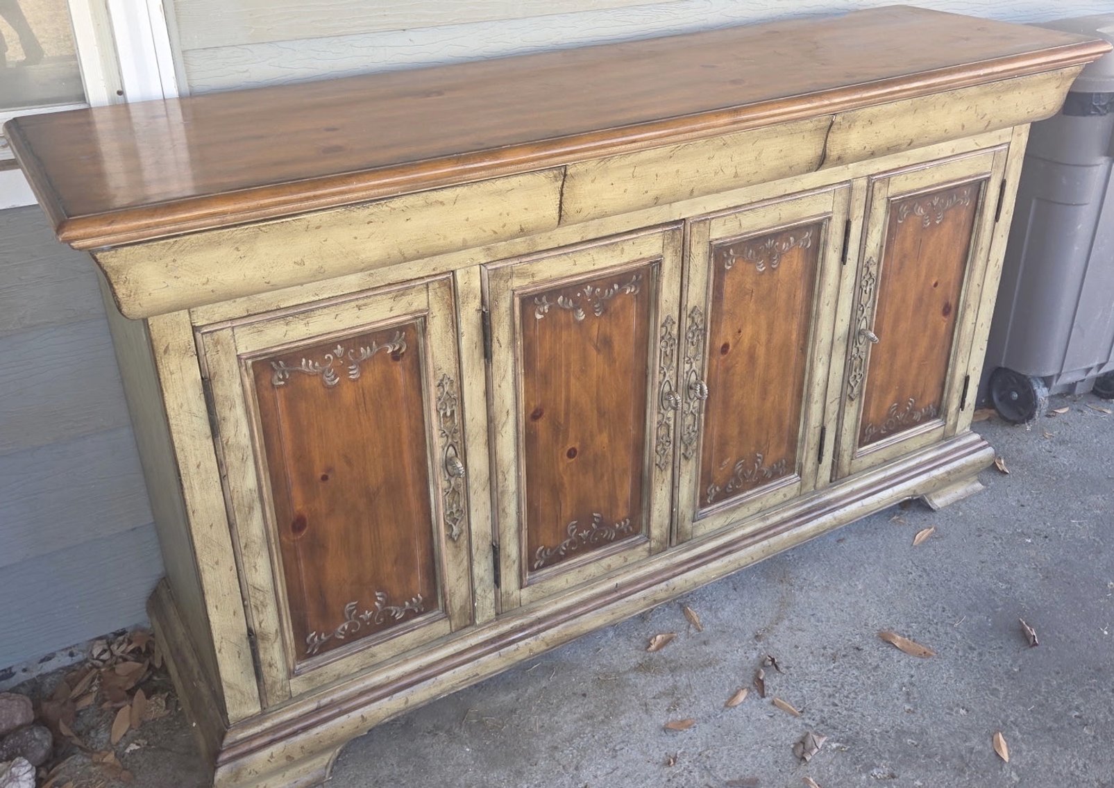 Image for ESTATE AUCTION