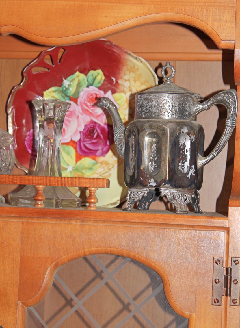 Image for EMERGENCY INDOOR ANTIQUE DEALER ESTATE AUCTION PART 1