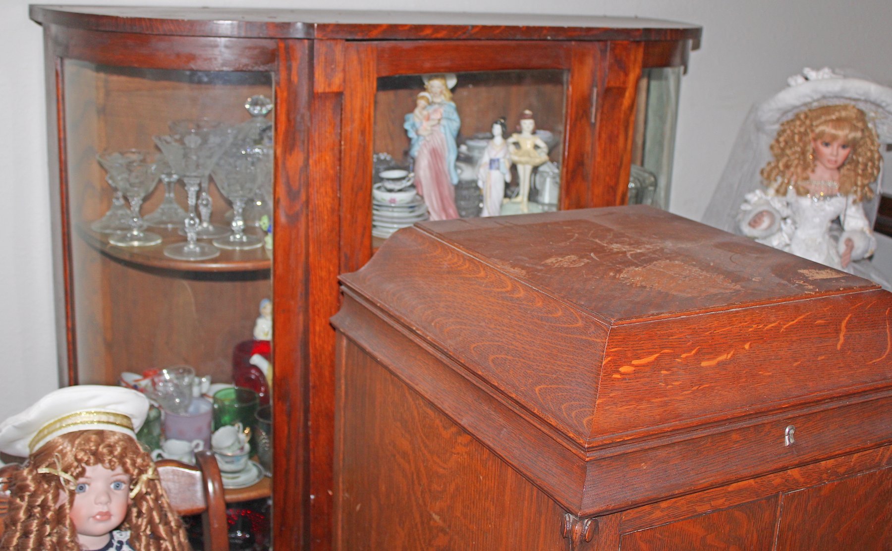 Image for EMERGENCY INDOOR ANTIQUE DEALER ESTATE AUCTION PART 1