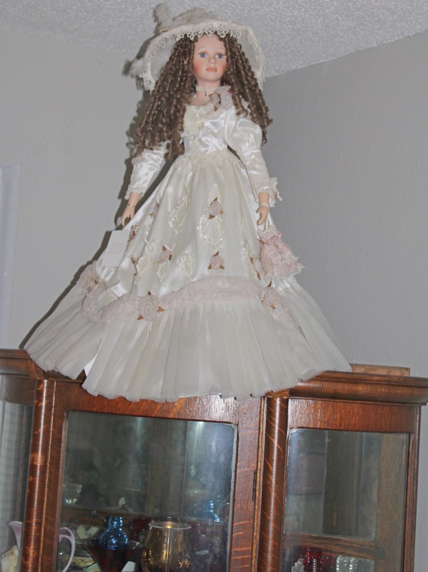 Image for EMERGENCY INDOOR ANTIQUE DEALER ESTATE AUCTION PART 1