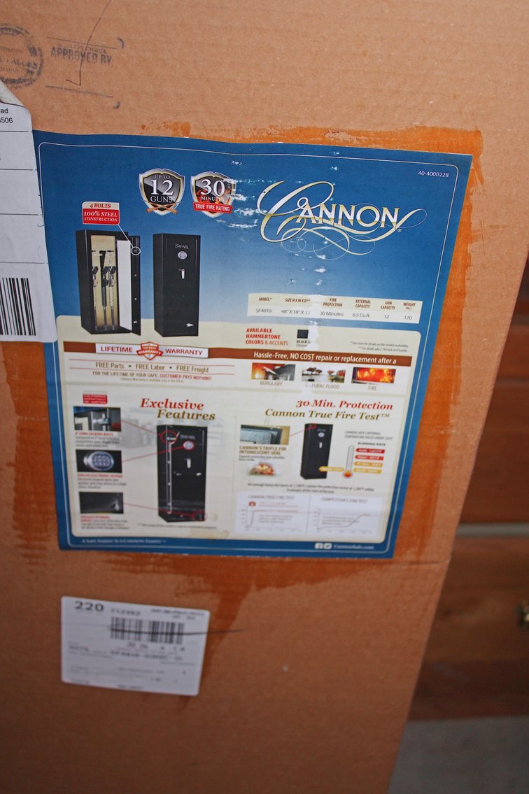 Image for HUGE LIVING ESTATE FARM AUCTION