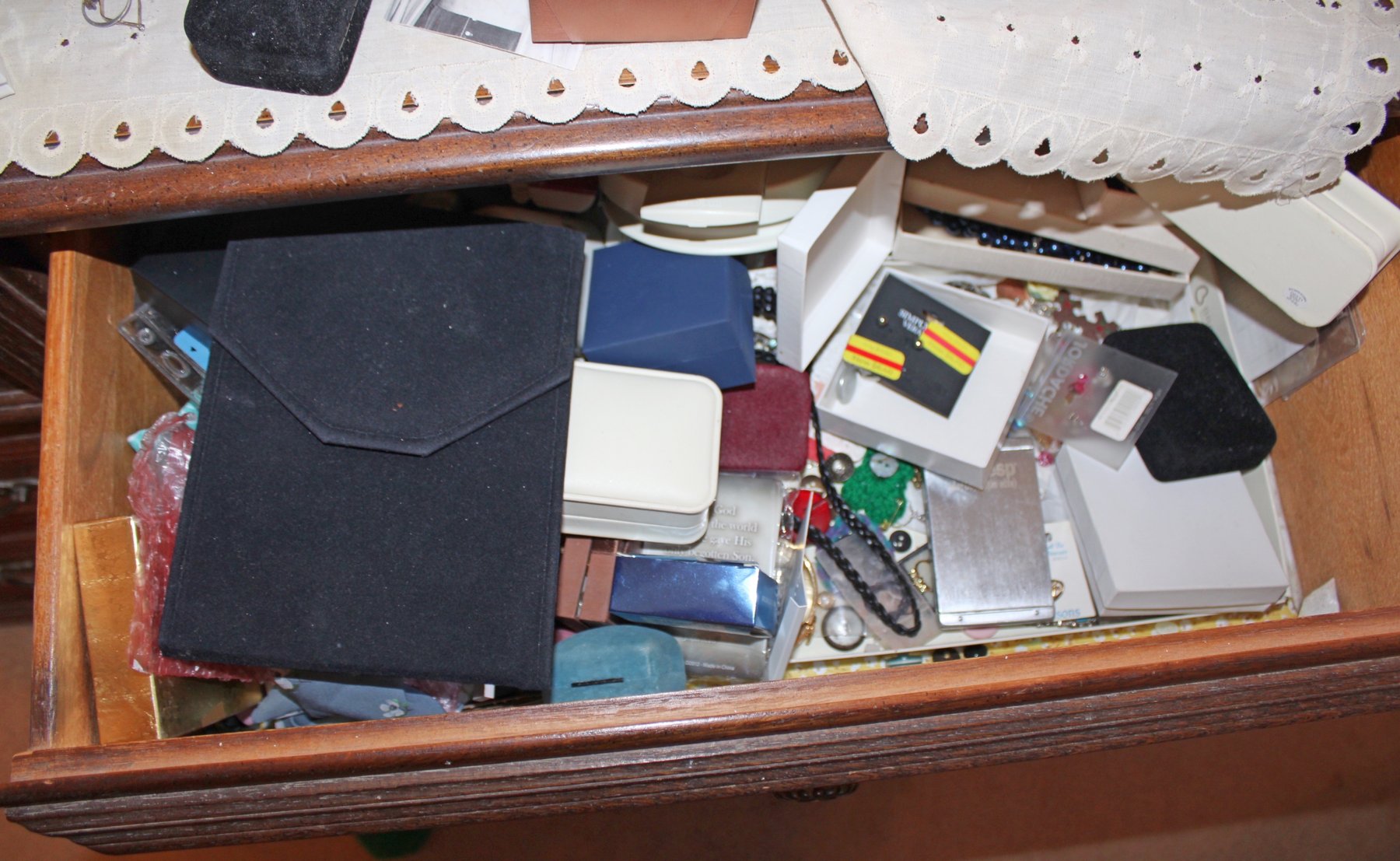 Image for HUGE LIVING ESTATE FARM AUCTION