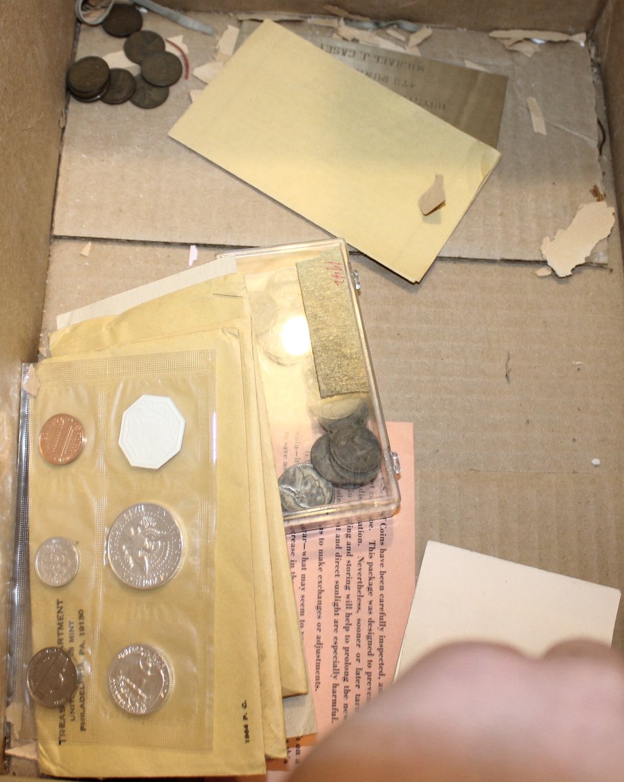 Image for HUGE LIVING ESTATE FARM AUCTION