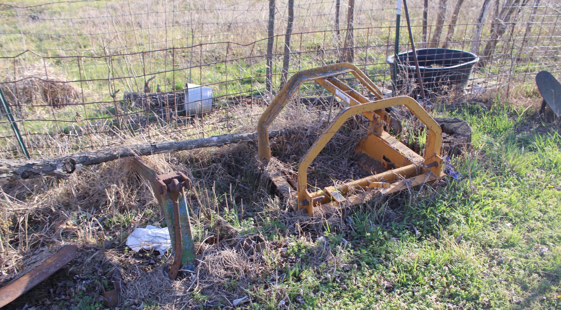 Image for HUGE LIVING ESTATE FARM AUCTION