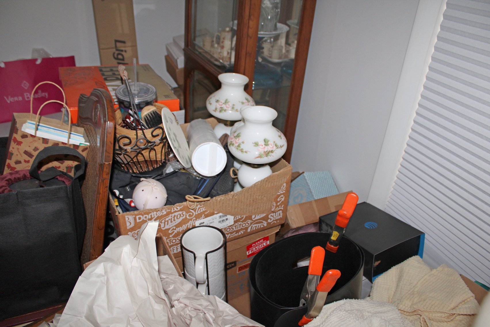 Image for MEGA INDOOR ANTIQUE ESTATE AUCTION