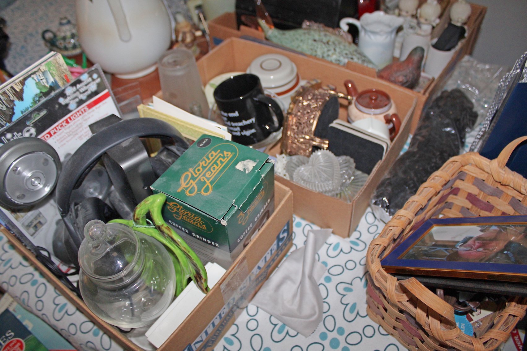 Image for MEGA INDOOR ANTIQUE ESTATE AUCTION