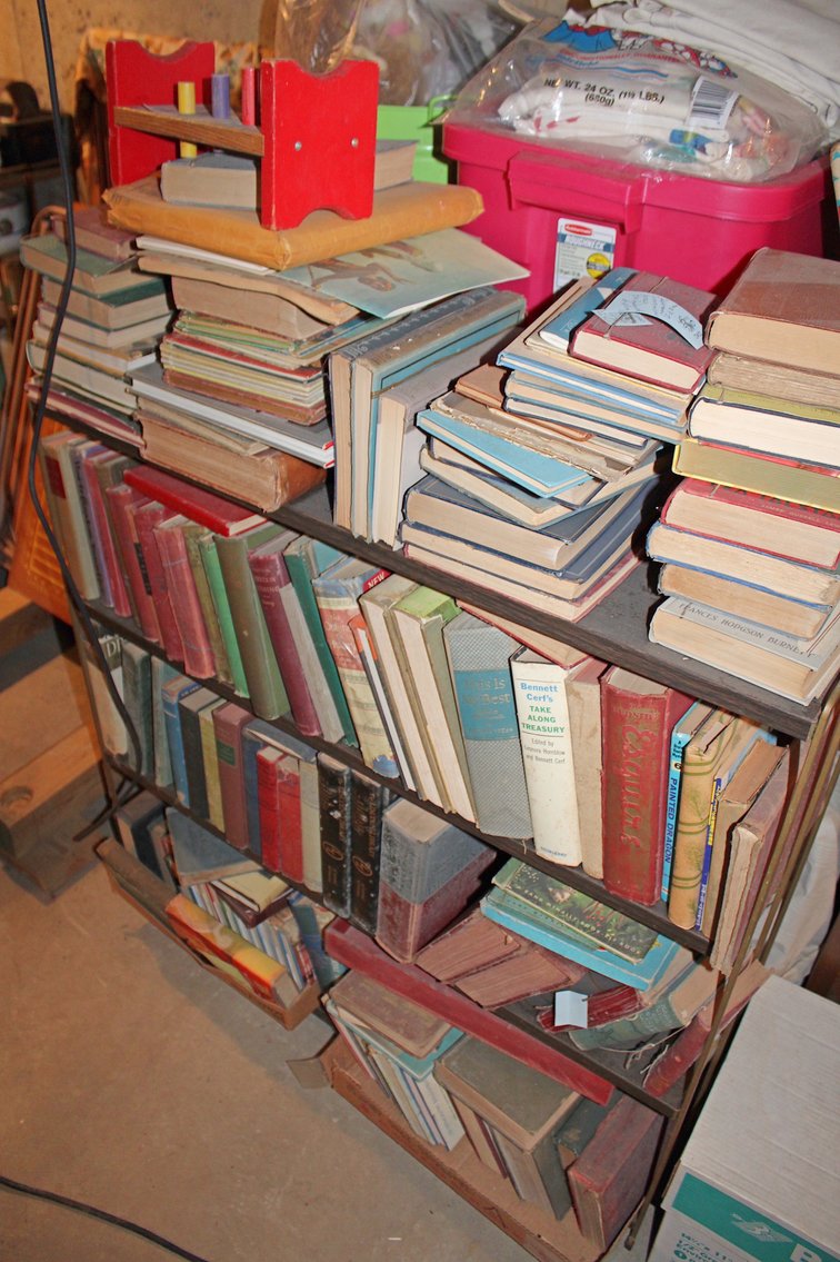 Image for MEGA INDOOR ANTIQUE ESTATE AUCTION