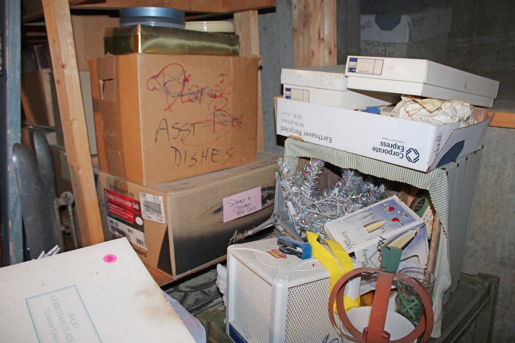 Image for MEGA INDOOR ANTIQUE ESTATE AUCTION