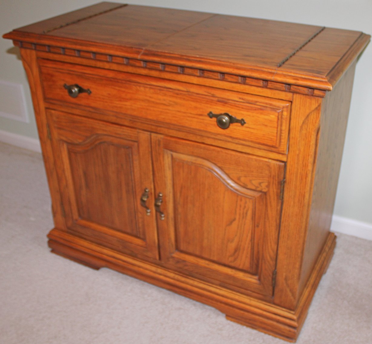 Image for ESTATE AUCTION