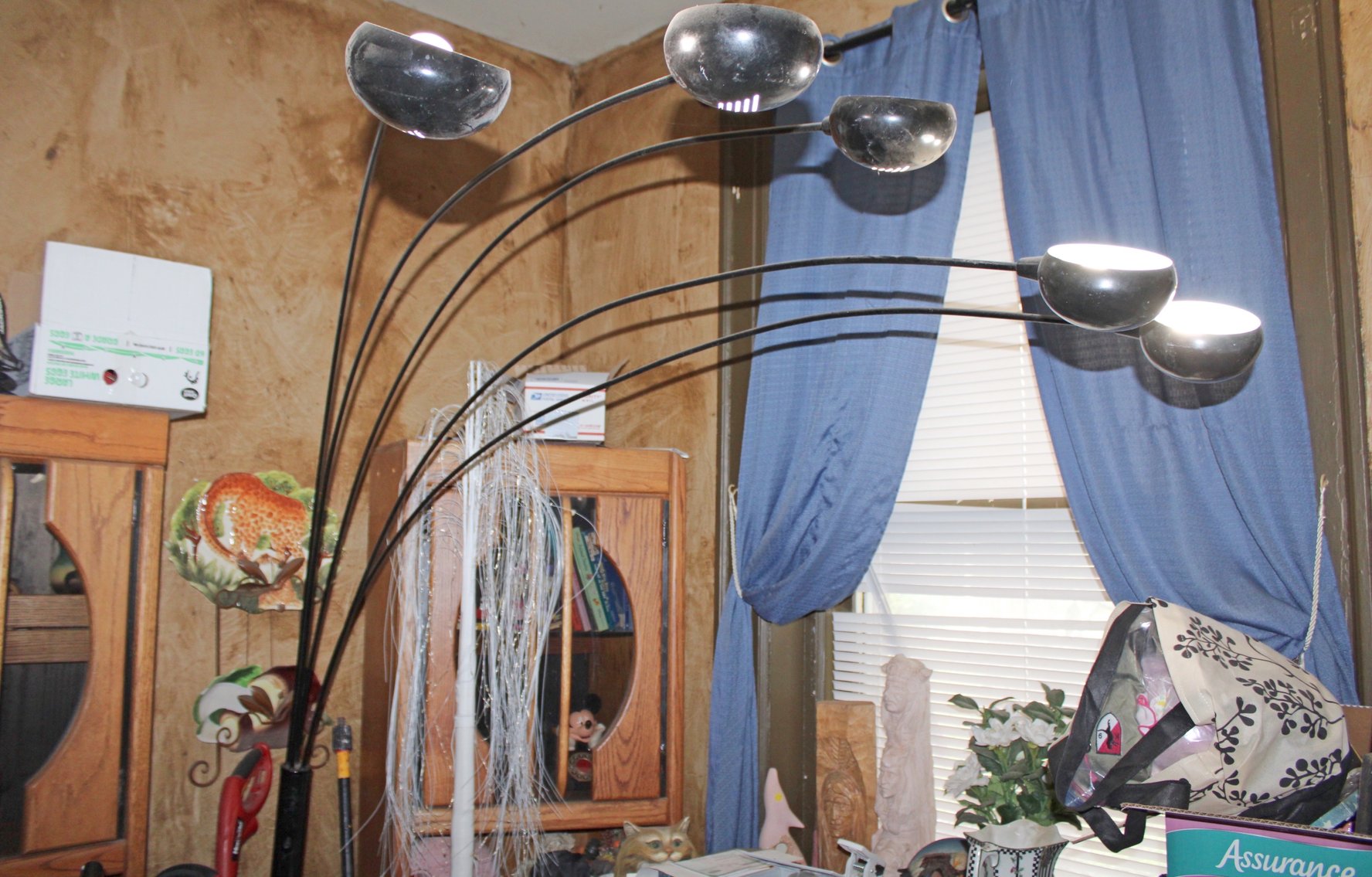Image for TREASURE HUNTER'S LIVING ESTATE AUCTION