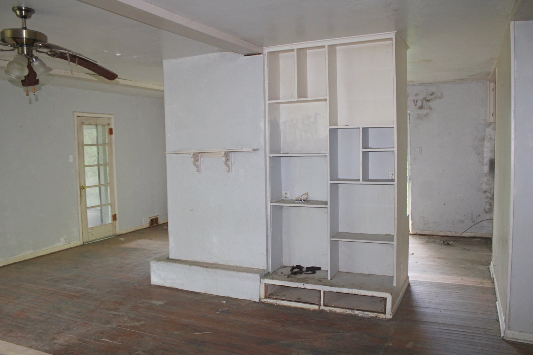 Image for DOUBLE REAL ESTATE AUCTION CARAVAN