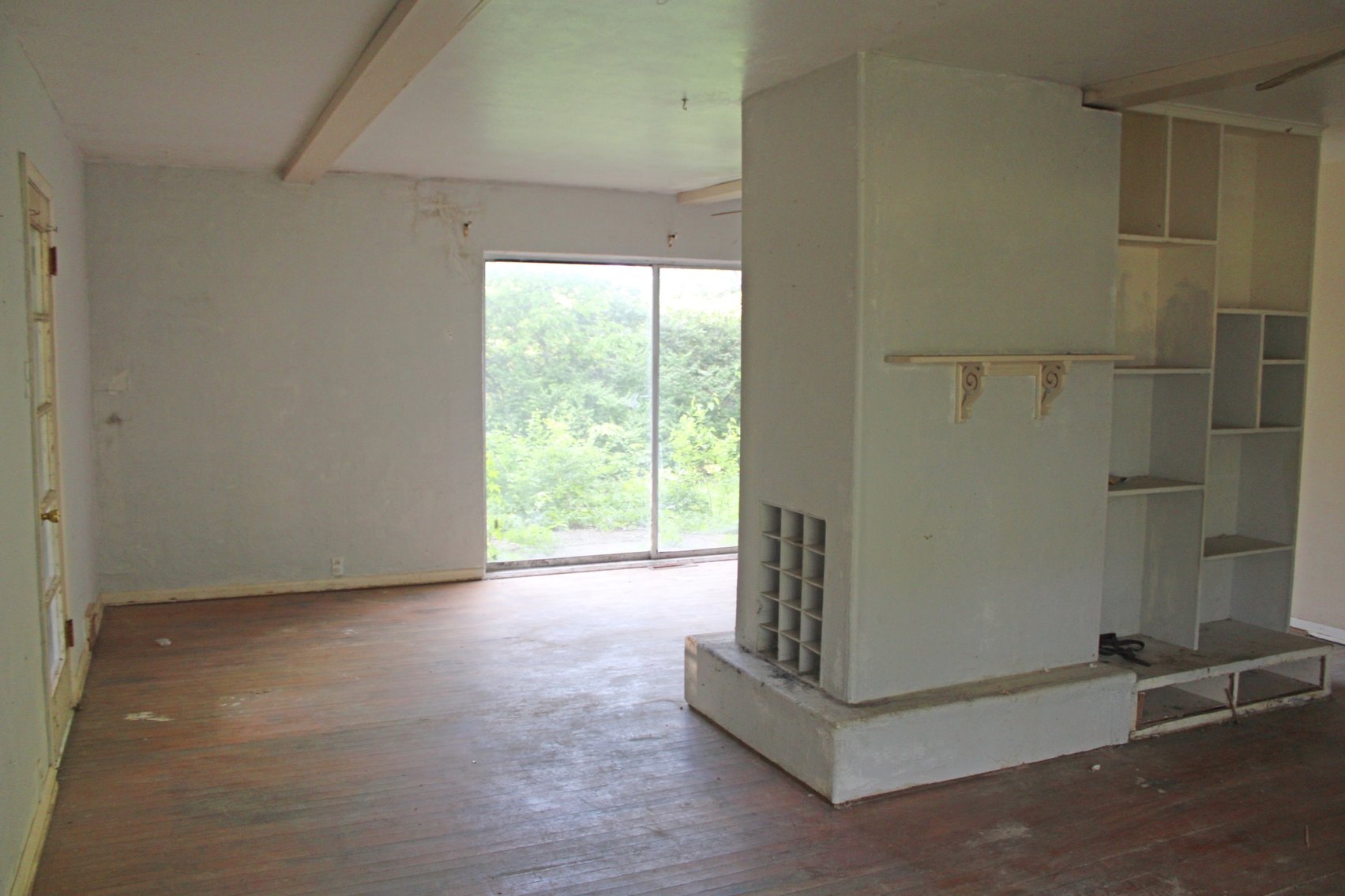 Image for DOUBLE REAL ESTATE AUCTION CARAVAN