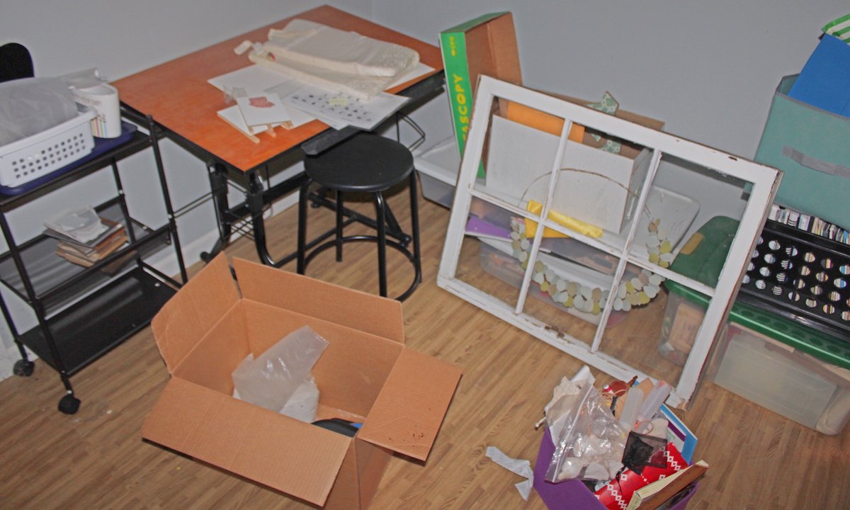 Image for LIVING ESTATE AUCTION