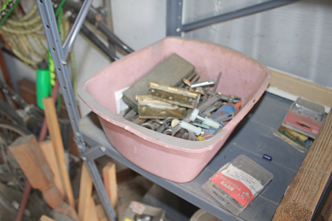 Image for LIVING ESTATE AUCTION