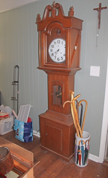 Image for LIVING ESTATE AUCTION
