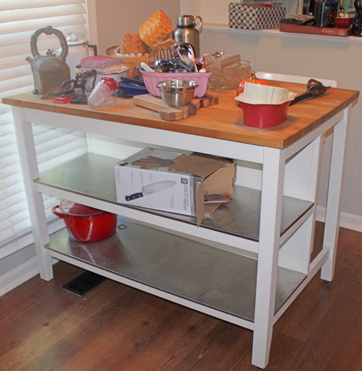 Image for LIVING ESTATE AUCTION