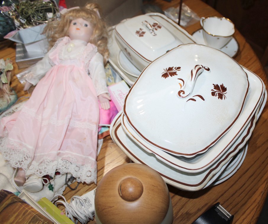 Image for LIVING ESTATE AUCTION