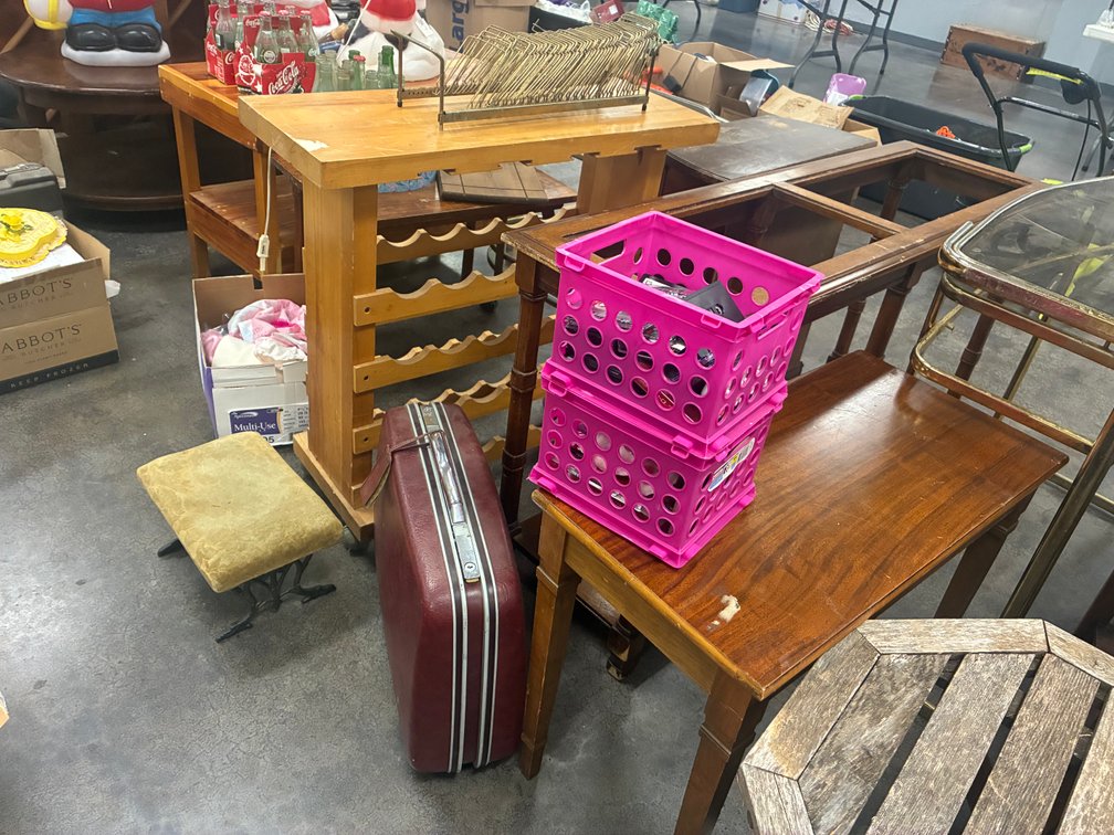 Image for INDOOR ANTIQUE DEALER'S ESTATE AUCTION