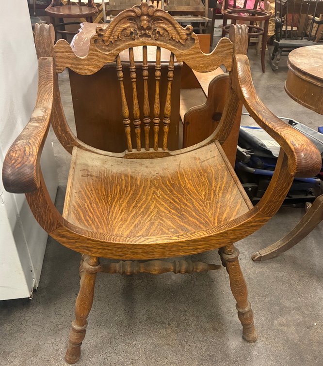 Image for INDOOR ANTIQUE DEALER'S ESTATE AUCTION