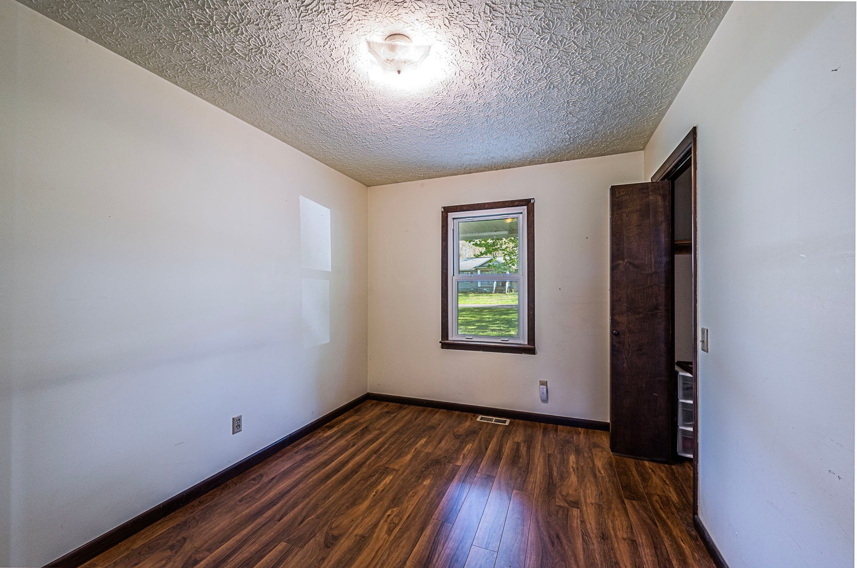 Image for 818 Cartwright Lane・Drakesboro・KY